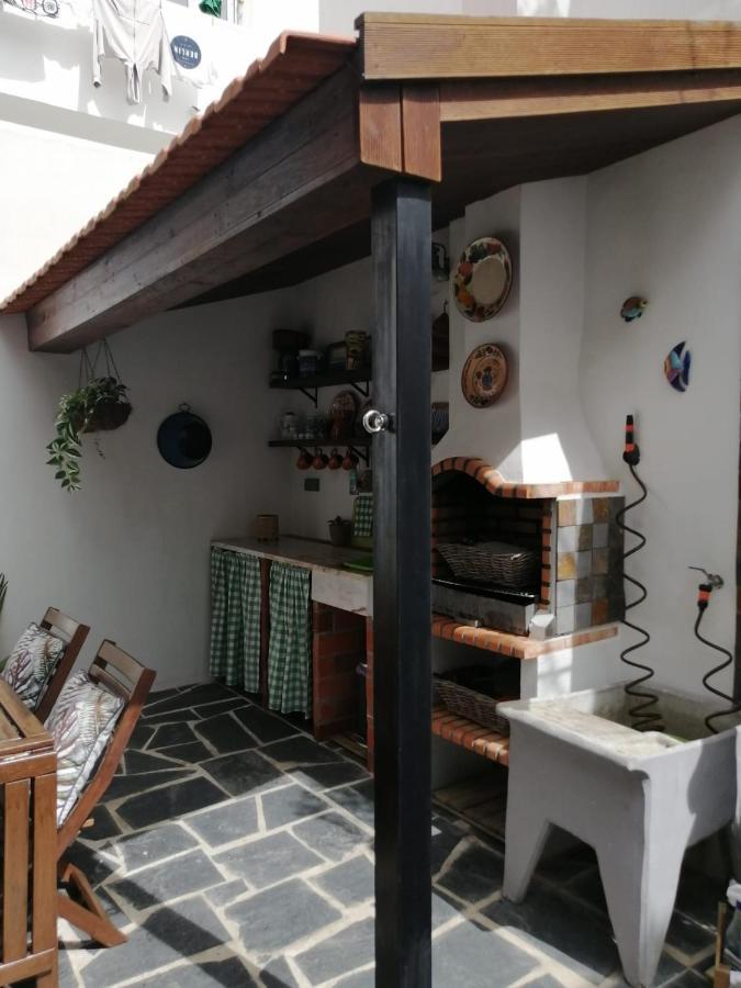 Courtyard House - Sun, Barbecue, *